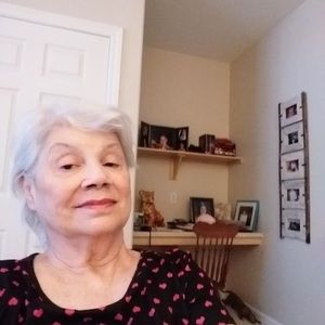 Meet your Posher, Pam